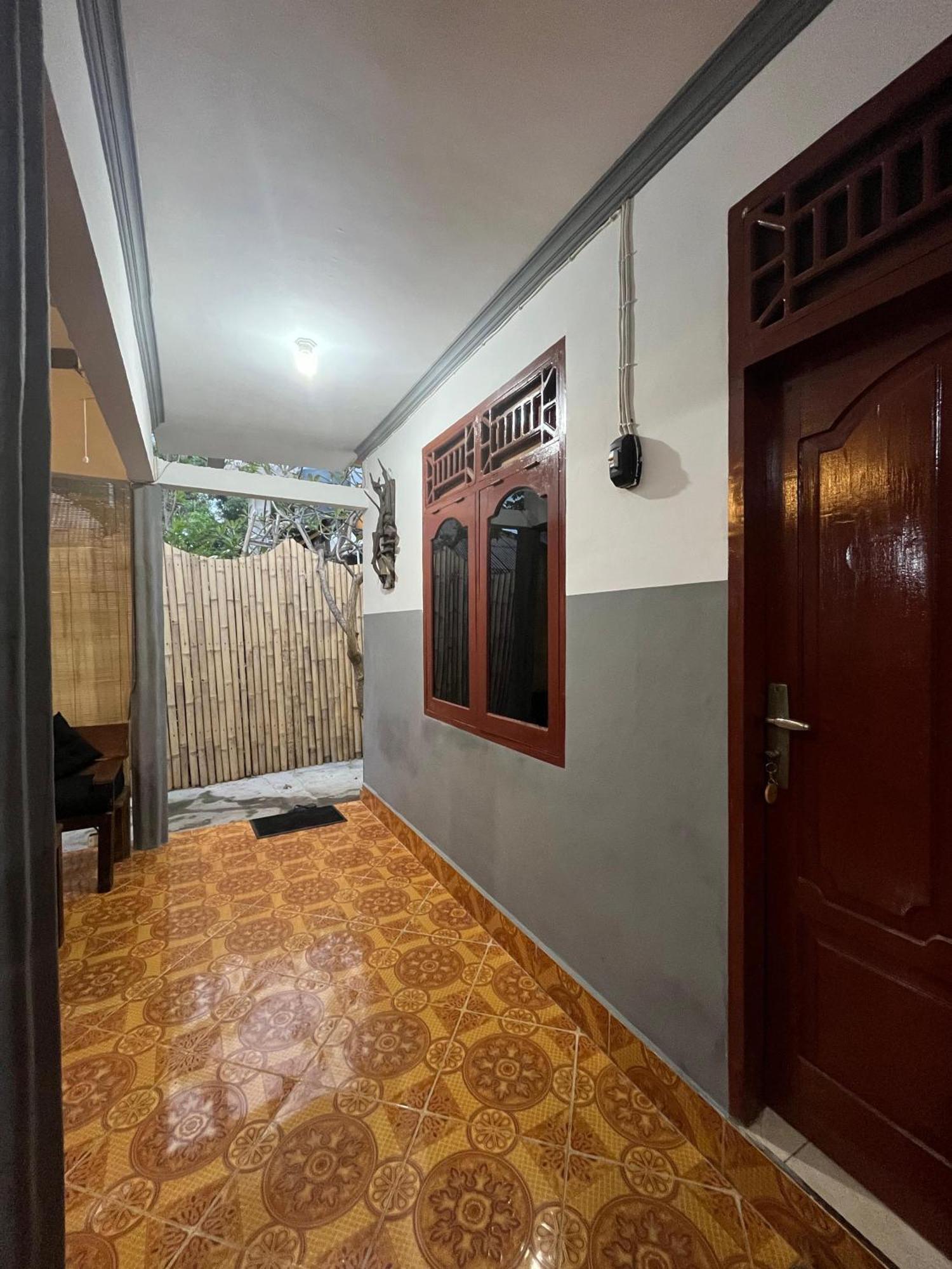 Bintang Guesthouse Gili Trawangan Exterior foto